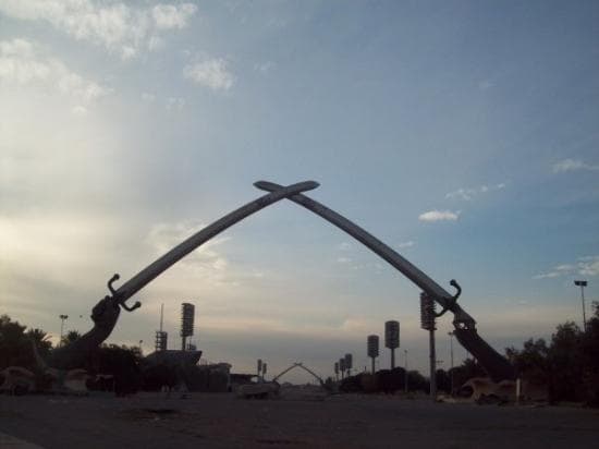Victory Square Monument